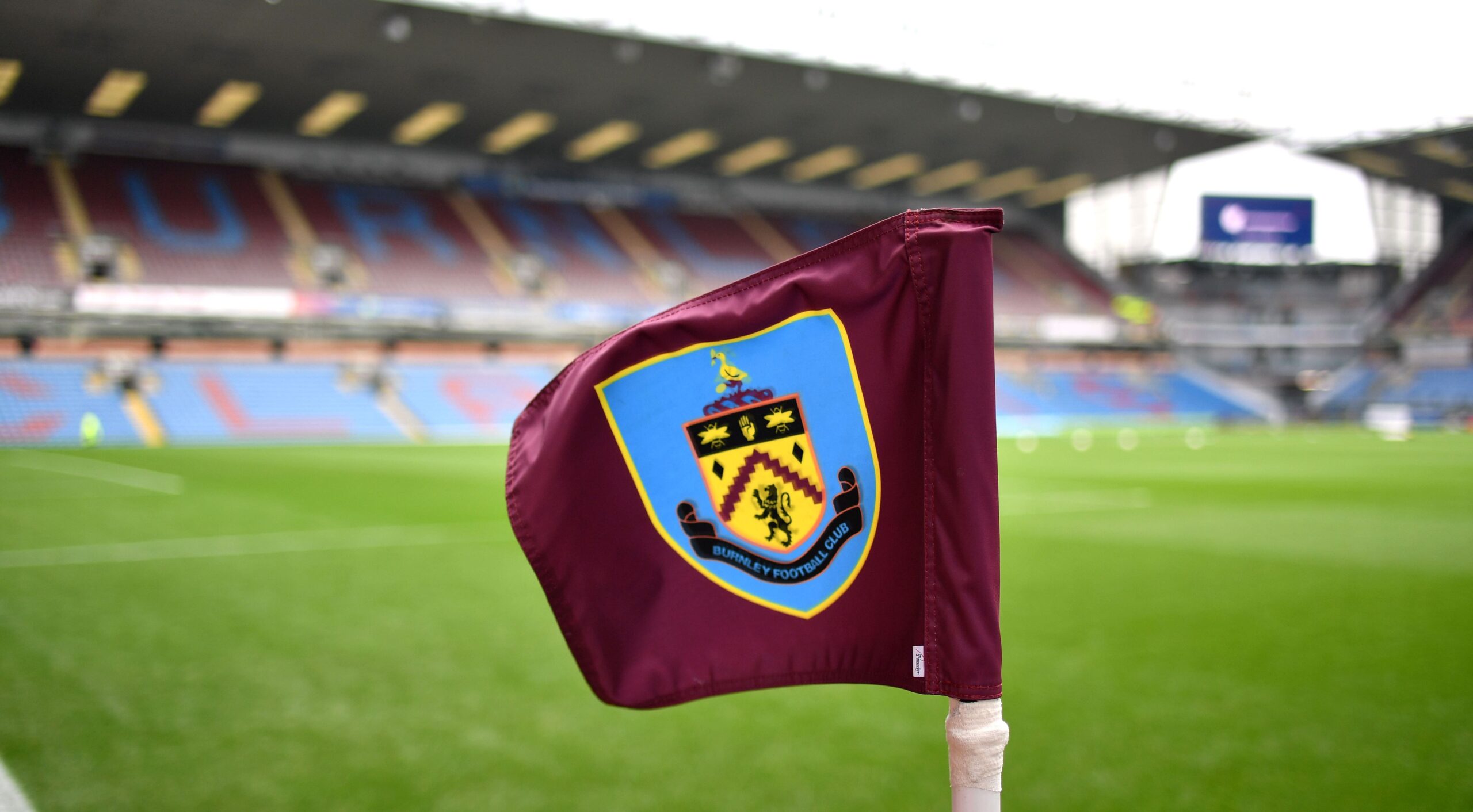 BBC verteran takes a Stroll at Burnley and got very critical of the manager for their woes…