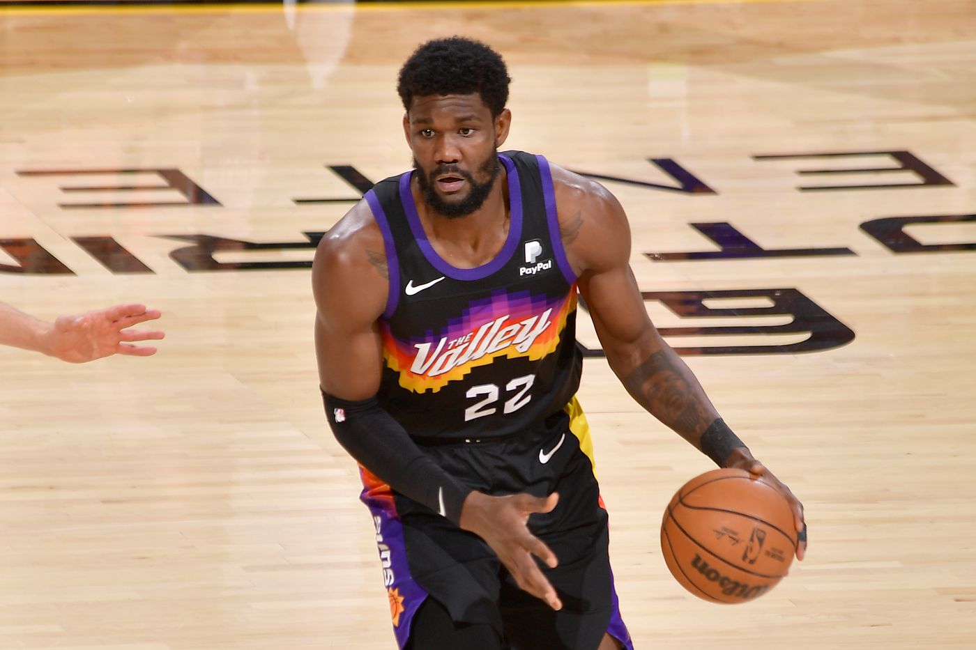 BBC Report: Phoenix Suns have just made tough decisions after Deandre Ayton trade…