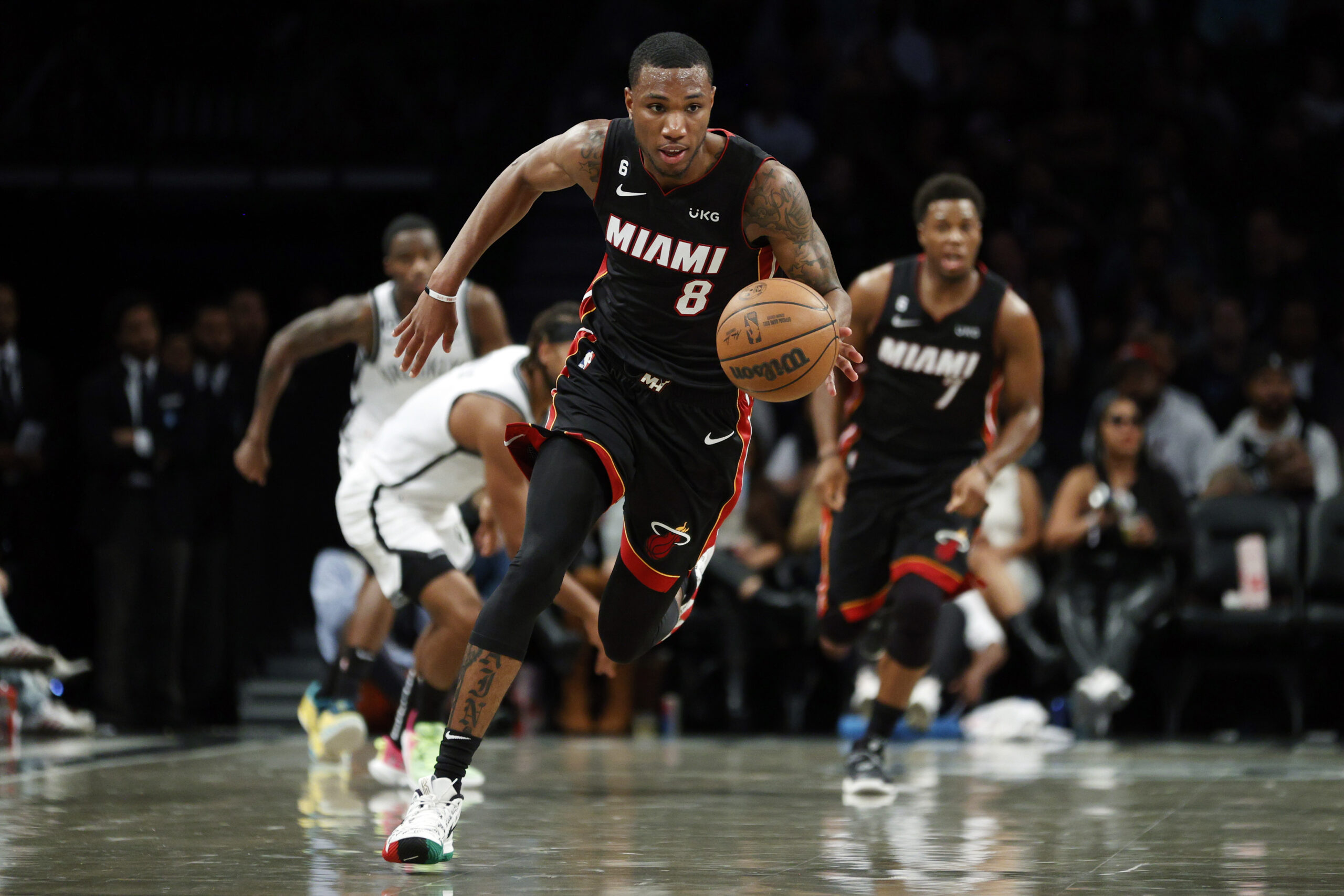 JUST NOW: Miami Heat forward Jamal Cain makes the strongest statement yet in pursuit of the Heat’s 15-man roster……