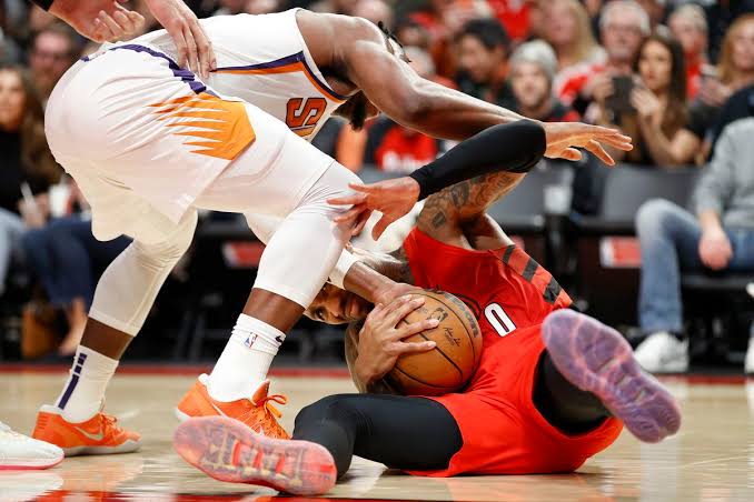 Questions about Deandre Ayton Return to the Phoenix Suns
