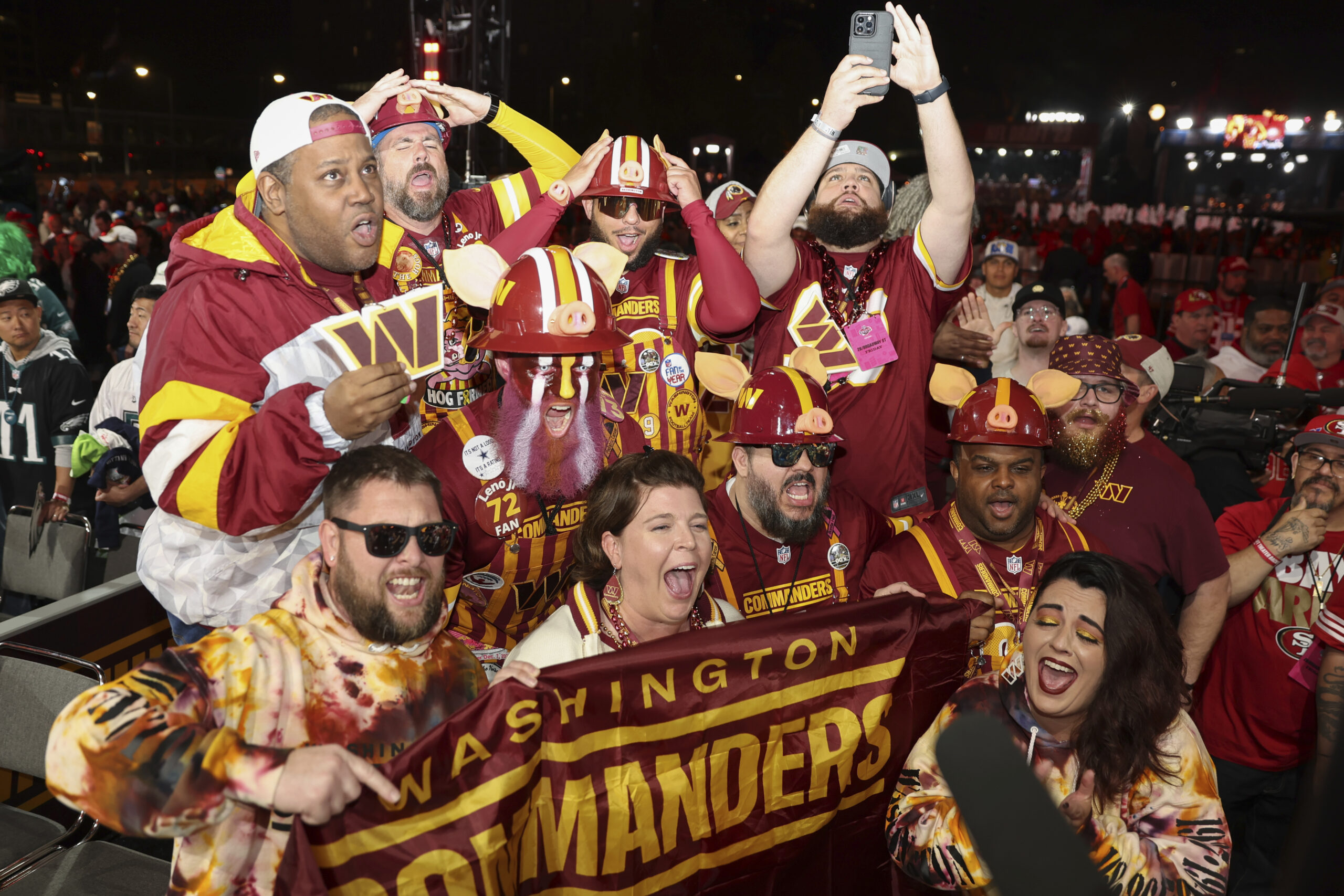 NEWS Report: Washington Commanders fans approve of front office trading away Sweat and Young…
