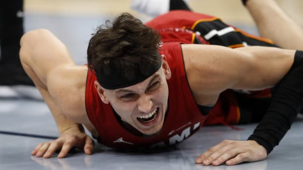 SAD NEWS: Miami Heat’s Star-Man Tyler Herro Will Be Missing Two Weeks After Ankle Injury…