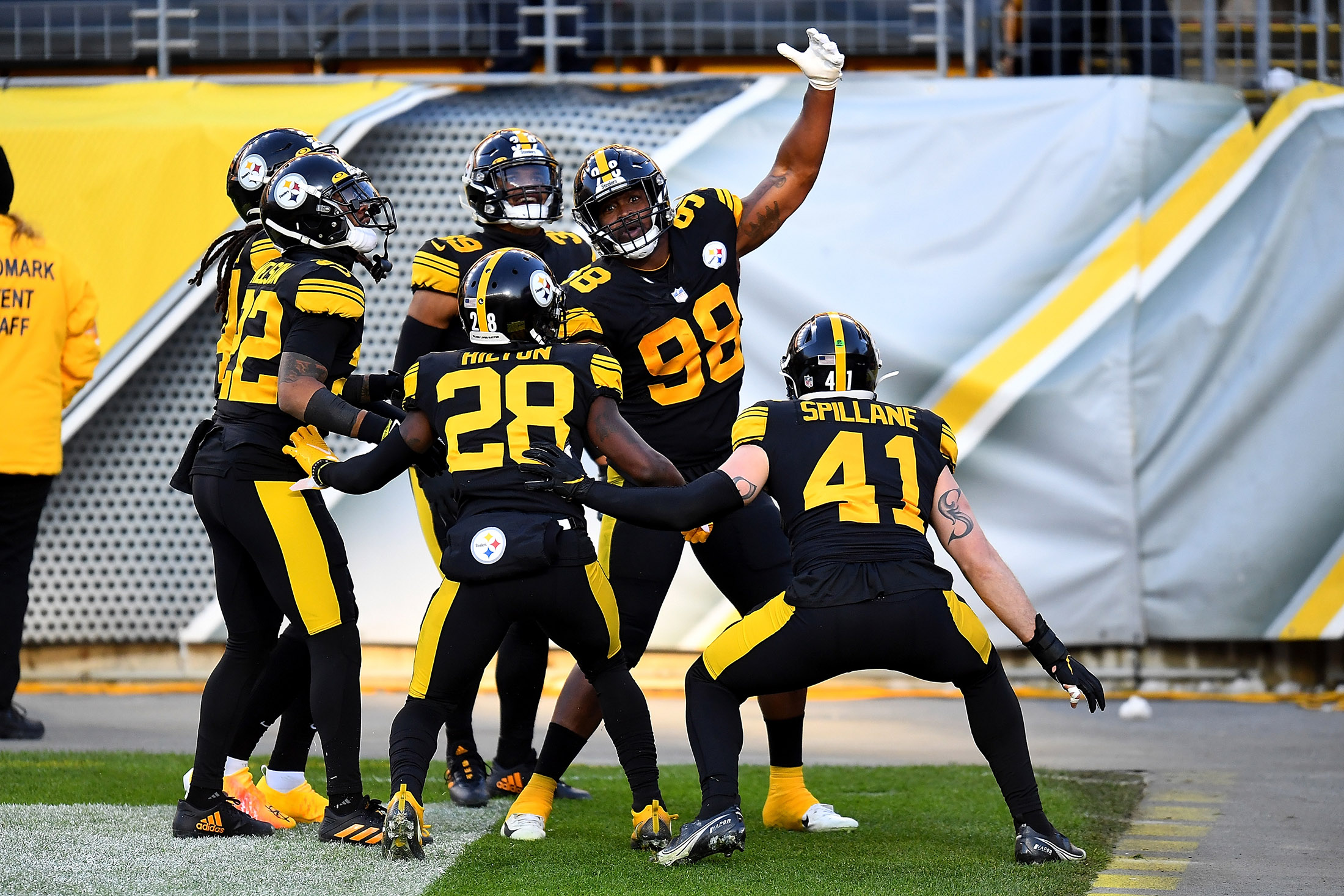 another heavy set back as Steelers…