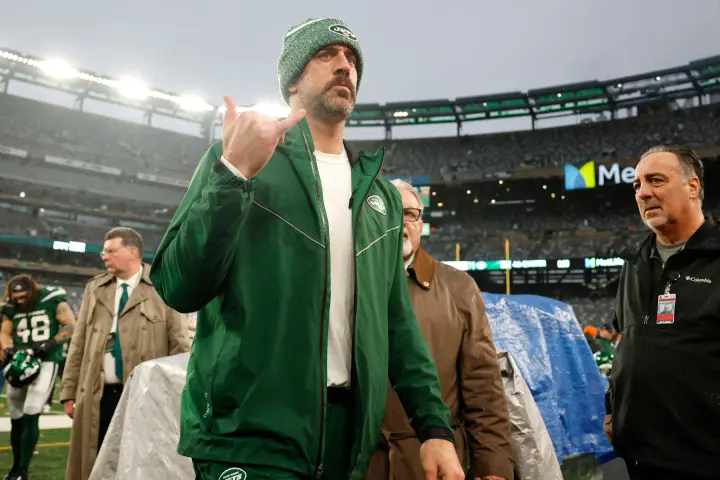 Aaron Rodgers has tempers expectations about potential Jets return…