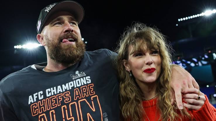 Taylor Swift and Travis Kelce’s Romantic Chemistry but What Happened at the Grammys Will Leave You Speechless!