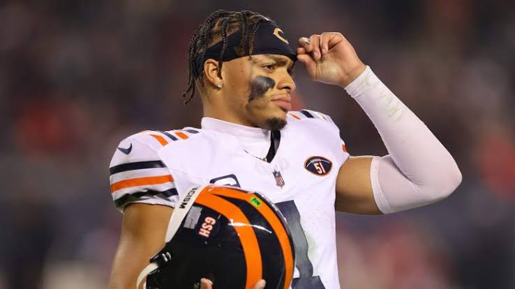Las Vegas Search For A Franchise Quarter Back Gets A Green Light On Bears Justin Fields As Bears Gives A Lighter Option