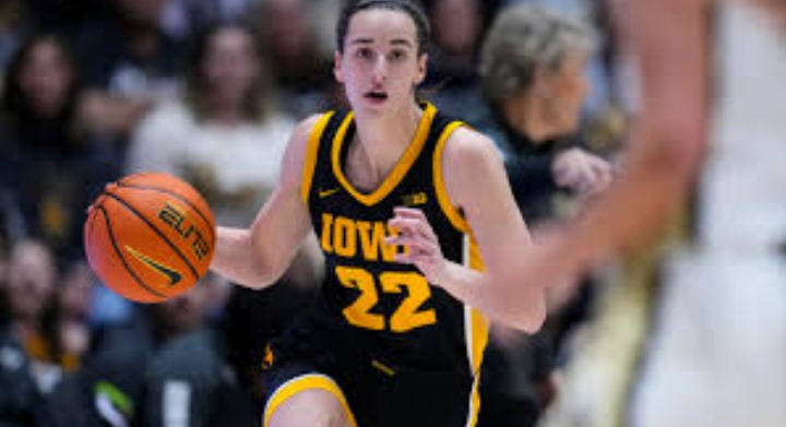 Caitlin Clark Makes NCAA History with Record-Breaking Performance in Iowa’s Dominant Victory over Michigan – Fans and Experts React