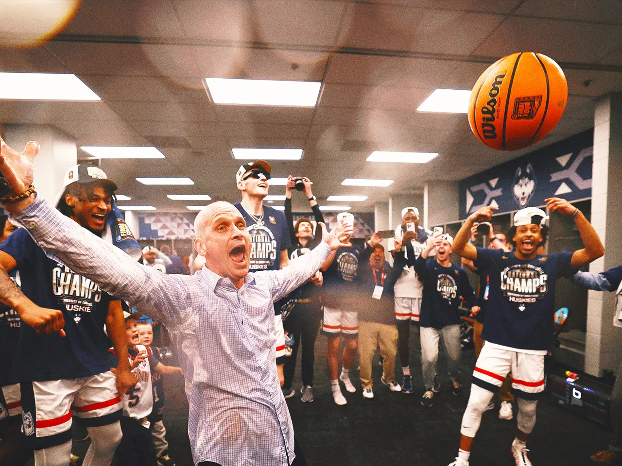 Why Dan Hurley turned down Kentucky offer to stay at UConn