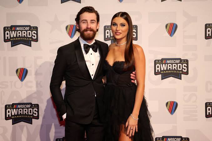 American professional stock car racing driver Ryan blaney divorce his wife Gianna Tulio due to…