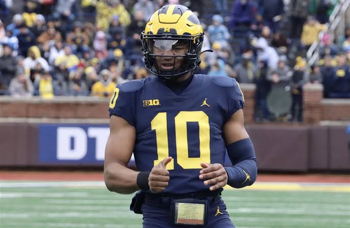 Michigan Wolverines QB Alex Orji disclosed for committing…