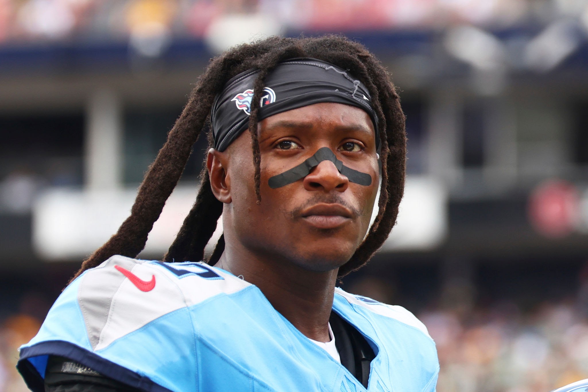 Breaking: Tennessee Titans’ WR DeAndre Hopkins plans to enter transfer portal due to…