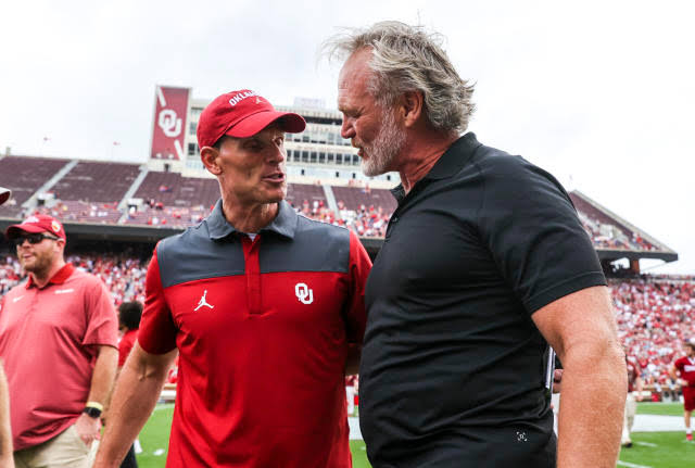 BREAKING: Former Oklahoma LB Brian Bosworth Embraced Coach Brent Venables…