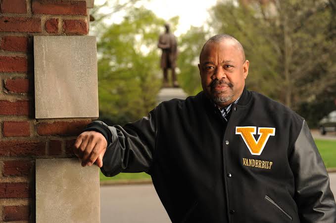 BREAKING: Raiders Hire Veteran Vanderbilt Football Star Taylor Stokes as New DC to Replace Patrick Graham…