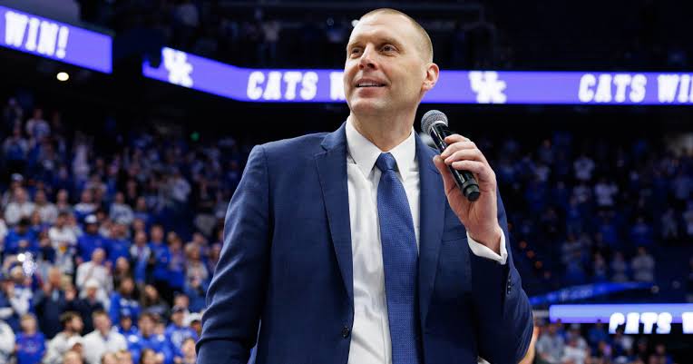 Breaking News: The Kentucky Wildcats men’s basketball team faces a major setback with the announcement of head coach Mark Pope’s ten-game suspension, effective immediately, which will affect the team’s upcoming season…..