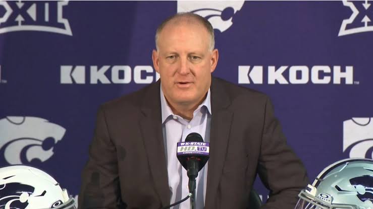 ESPN BOMBSHELL NEWS: Kansas State head coach Chris Klieman shocks college football by rejecting $7.5 million offers from Texas Tech and Alabama, reaffirming unwavering loyalty to Kansas. His bold decision stirs controversy, earning praise and criticism alike, while cementing his legacy as a…..